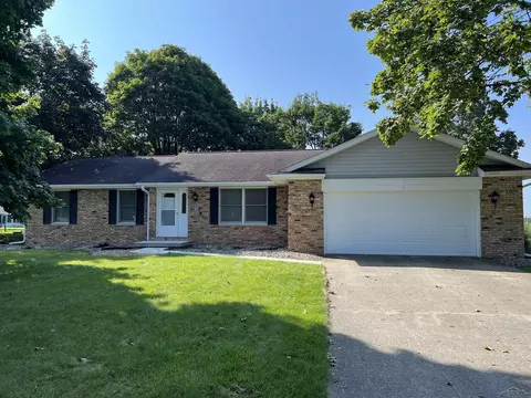 935 Zehnder, Frankenmuth, MI 48734