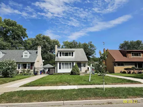 466 Alter, Detroit, MI 48215