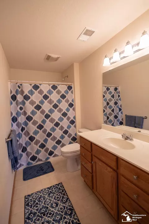 2428 Sutton, Temperance, MI 48182 photo 8
