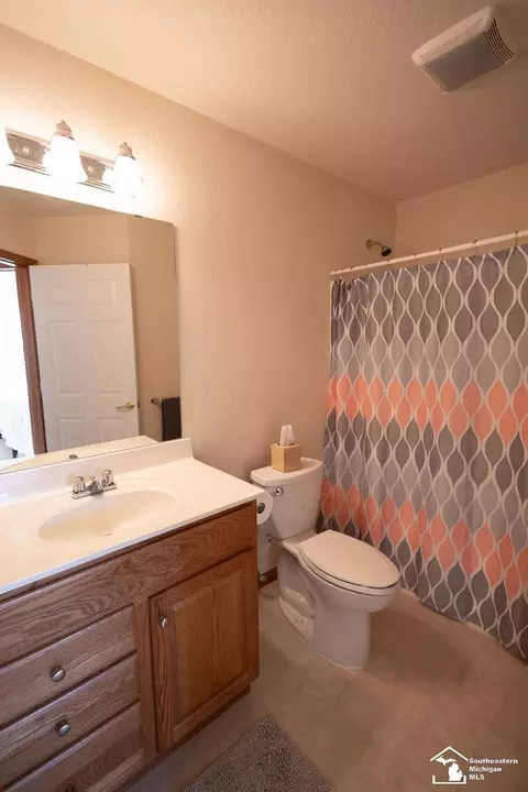 2428 Sutton, Temperance, MI 48182 photo 11