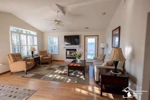 2428 Sutton, Temperance, MI 48182 photo 4