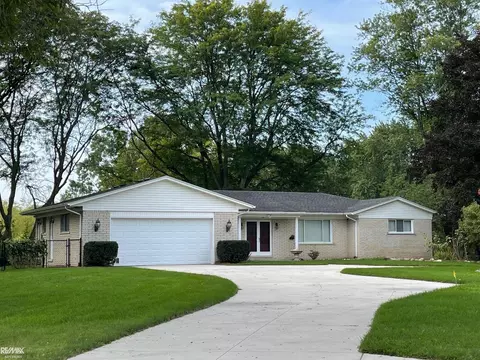 9440 30 Mile, Washington Township, MI 48095