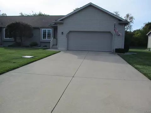 162 Trevor Trl, Onsted, MI 49265