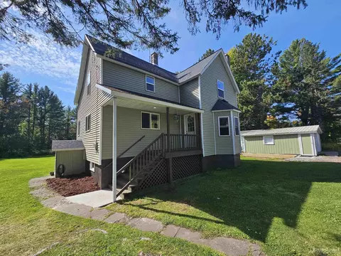 21887 New, Hancock, MI 49930
