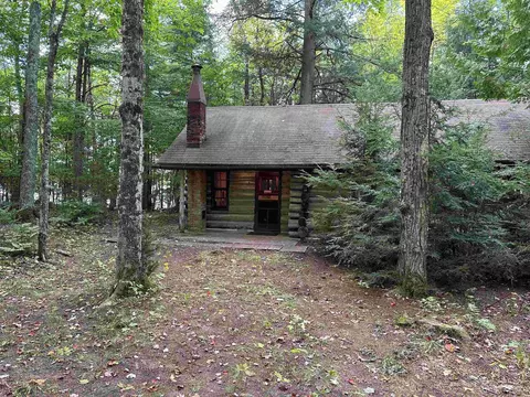 10695 W Government, Manistique, MI 49854