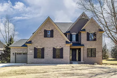 3761 Stallion #34, Commerce Twp, MI 48382