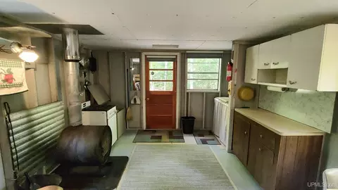 26604 Ford, Covington, MI 49919 photo 13