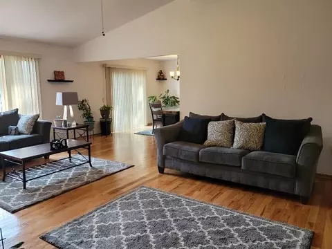 5425 Hickory, Flushing, MI 48433 photo 2