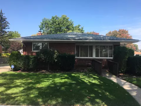20951 Suffolk, Clinton Township, MI 48035