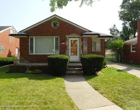 8122 Sunburst, Center Line, MI 48015