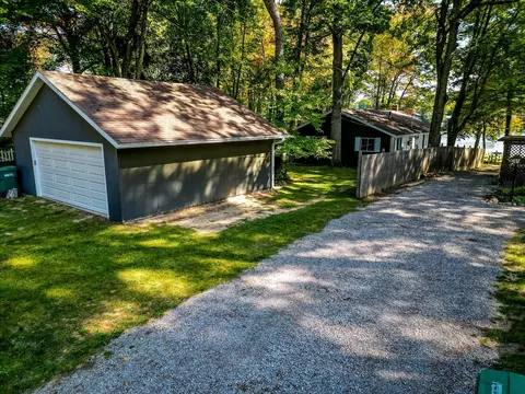5480 Gronda, Harrison, MI 48625 photo 34
