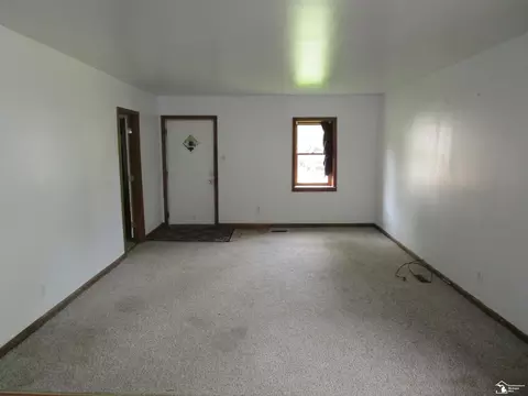 3223 Maplewood, Monroe, MI 48162 photo 2