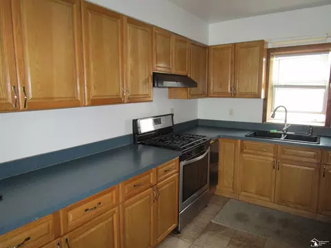 3223 Maplewood, Monroe, MI 48162 photo 5