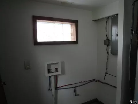 3223 Maplewood, Monroe, MI 48162 photo 6