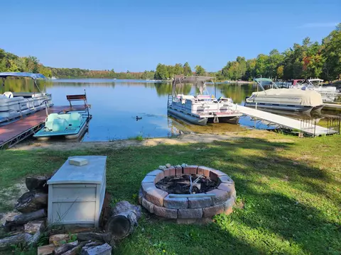 6363 Oak, Gladwin, MI 48624 photo 4