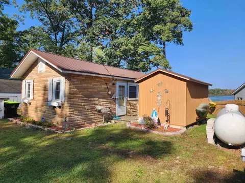6363 Oak, Gladwin, MI 48624 photo 25