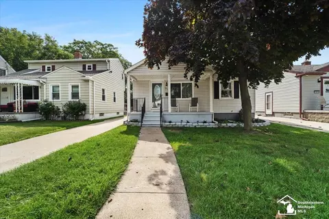 1857 Ford, Lincoln Park, MI 48146