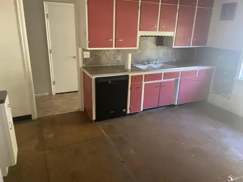 627 Maple, Dundee, MI 48131 photo 2