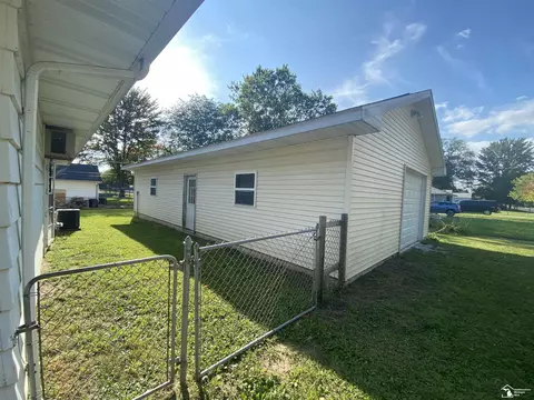 627 Maple, Dundee, MI 48131 photo 11