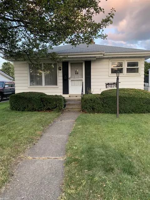 24834 Lexington, Eastpointe, MI 48021
