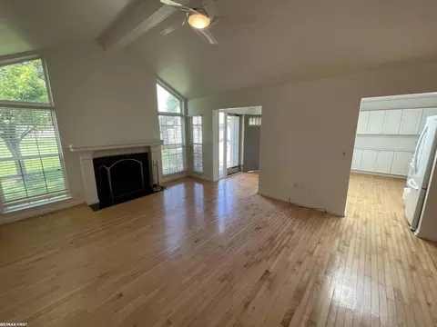 50147 Sebring, Macomb, MI 48044 photo 7
