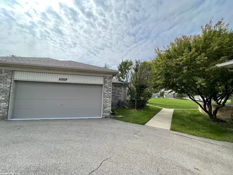 50147 Sebring, Macomb, MI 48044 photo 5