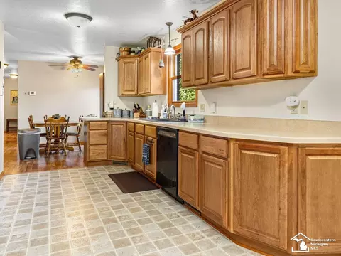 1218 Stumpmier, Monroe, MI 48162 photo 13