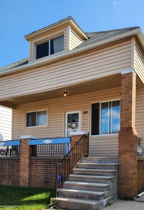 3832 Belmont, Hamtramck, MI 48212