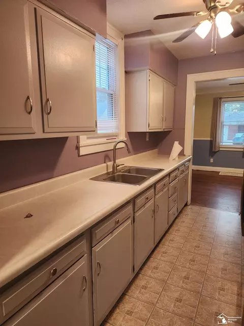114 E Grv, Monroe, MI 48162 photo 5