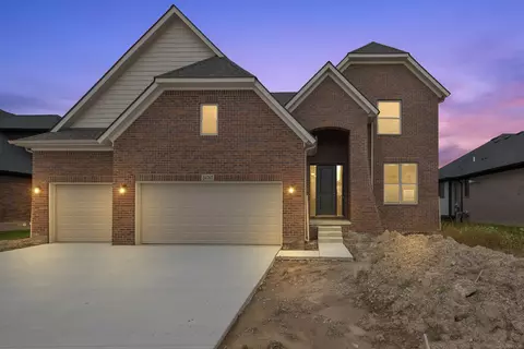 24767 Brookshire, Macomb, MI 48042