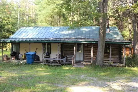 322 S Castor, Shepherd, MI 48883