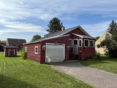 633 Cedar, Ishpeming, MI 49849
