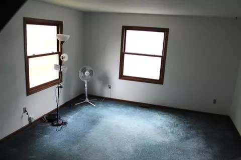930 Wolverine, Monroe, MI 48161 photo 5