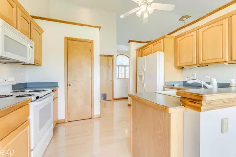 2180 Eagling, Memphis, MI 48041 photo 23