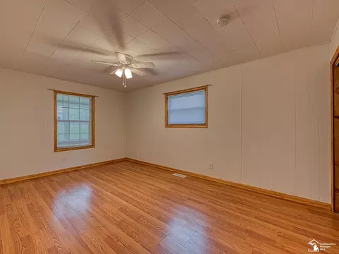 607 Railroad, Monroe, MI 48161 photo 12