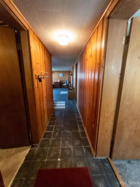 218 E Varnum, Munising, MI 49862 photo 24