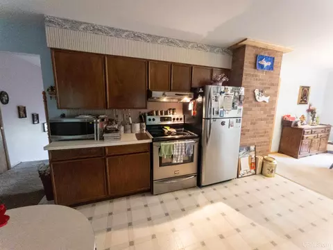 218 E Varnum, Munising, MI 49862 photo 8