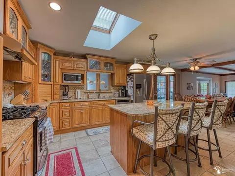 5014 E Dunbar, Monroe, MI 48161 photo 9