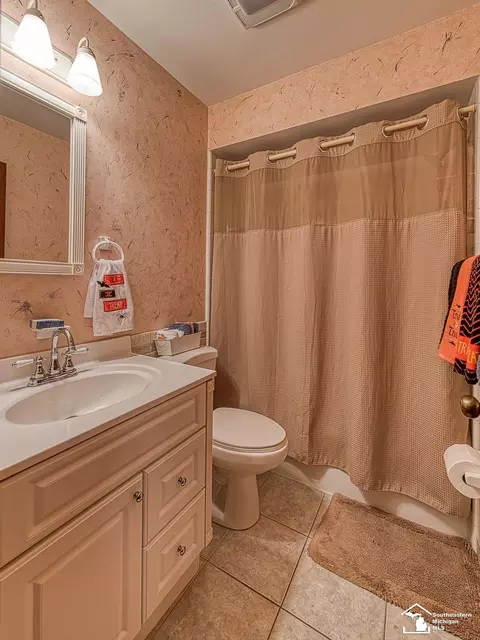 5014 E Dunbar, Monroe, MI 48161 photo 25