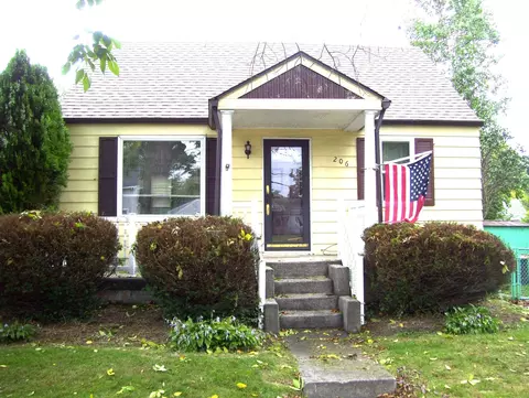 206 Smith, Bay City, MI 48706
