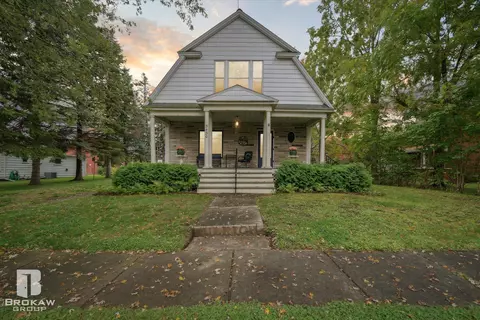 5430 Main, Dryden, MI 48428