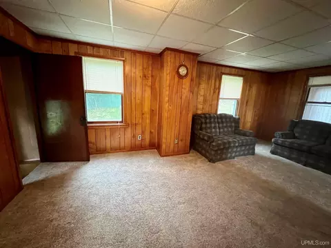 9 Baker, Caspian, MI 49915 photo 5