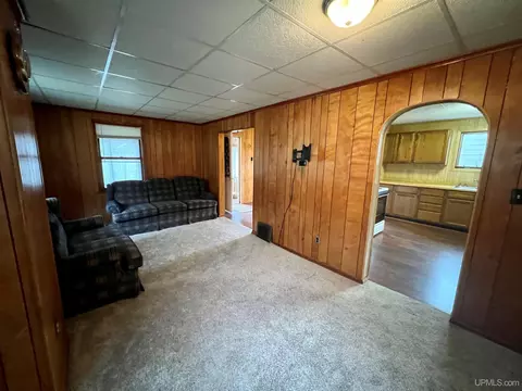 9 Baker, Caspian, MI 49915 photo 4
