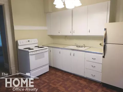 219 E Oliver, Corunna, MI 48817 photo 4