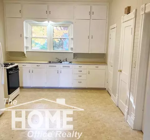 219 E Oliver, Corunna, MI 48817 photo 9