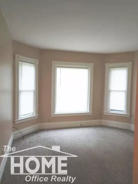 219 E Oliver, Corunna, MI 48817 photo 3