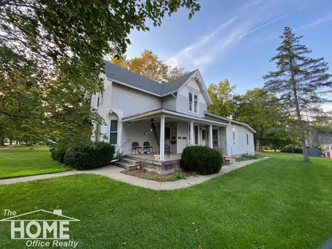 219 E Oliver, Corunna, MI 48817 photo 2