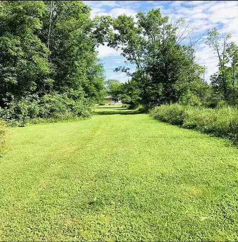 3170 E Whitefeather, Pinconning, MI 48650 photo 4