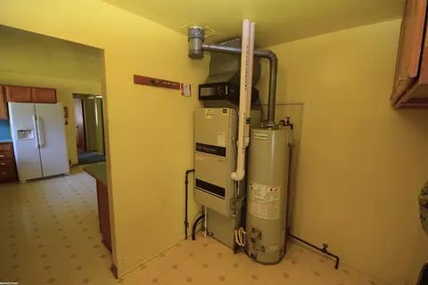 902 Liberty, Algonac, MI 48001 photo 13