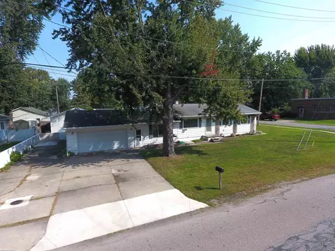 902 Liberty, Algonac, MI 48001